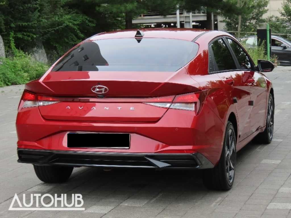 Hyundai AVANTE — photo 03