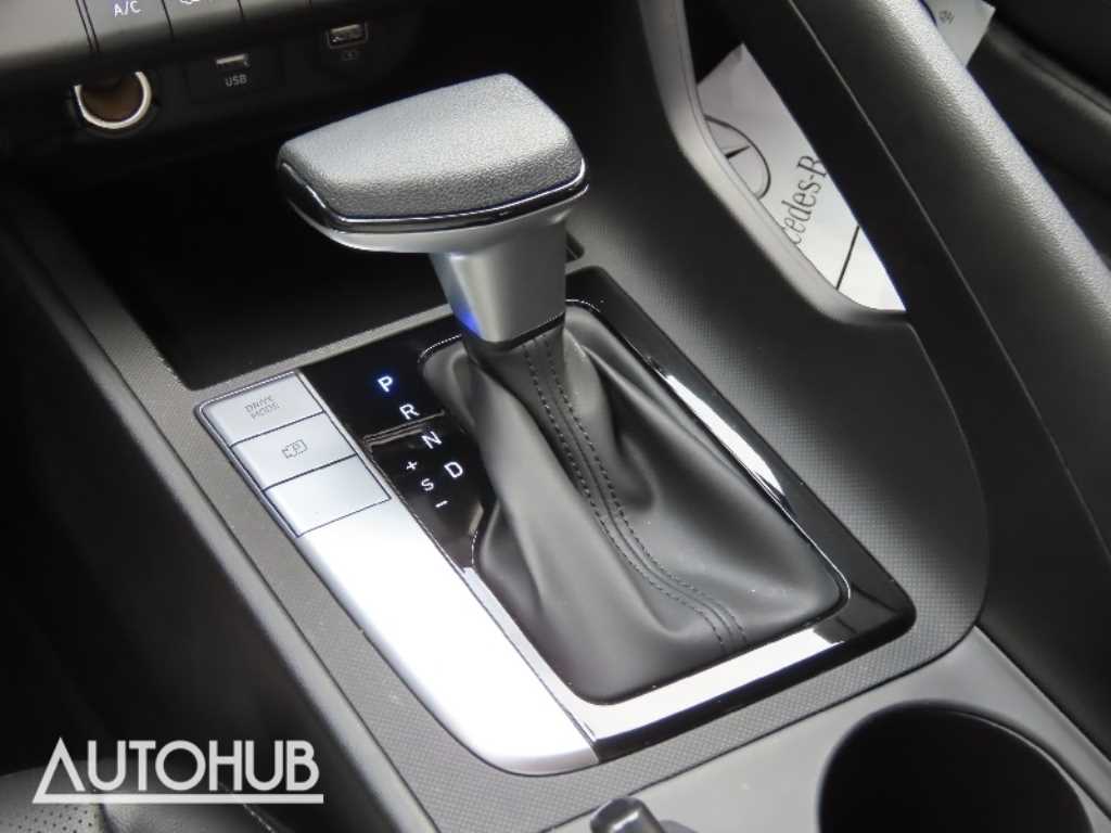Hyundai AVANTE — photo 07