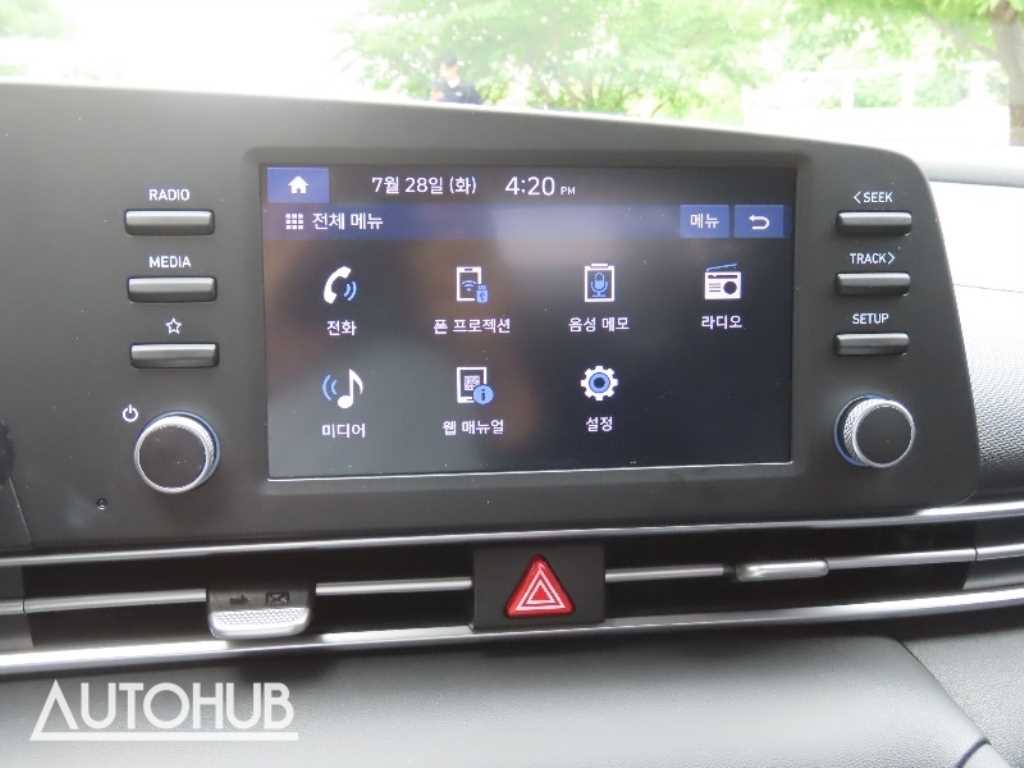 Hyundai AVANTE — photo 09