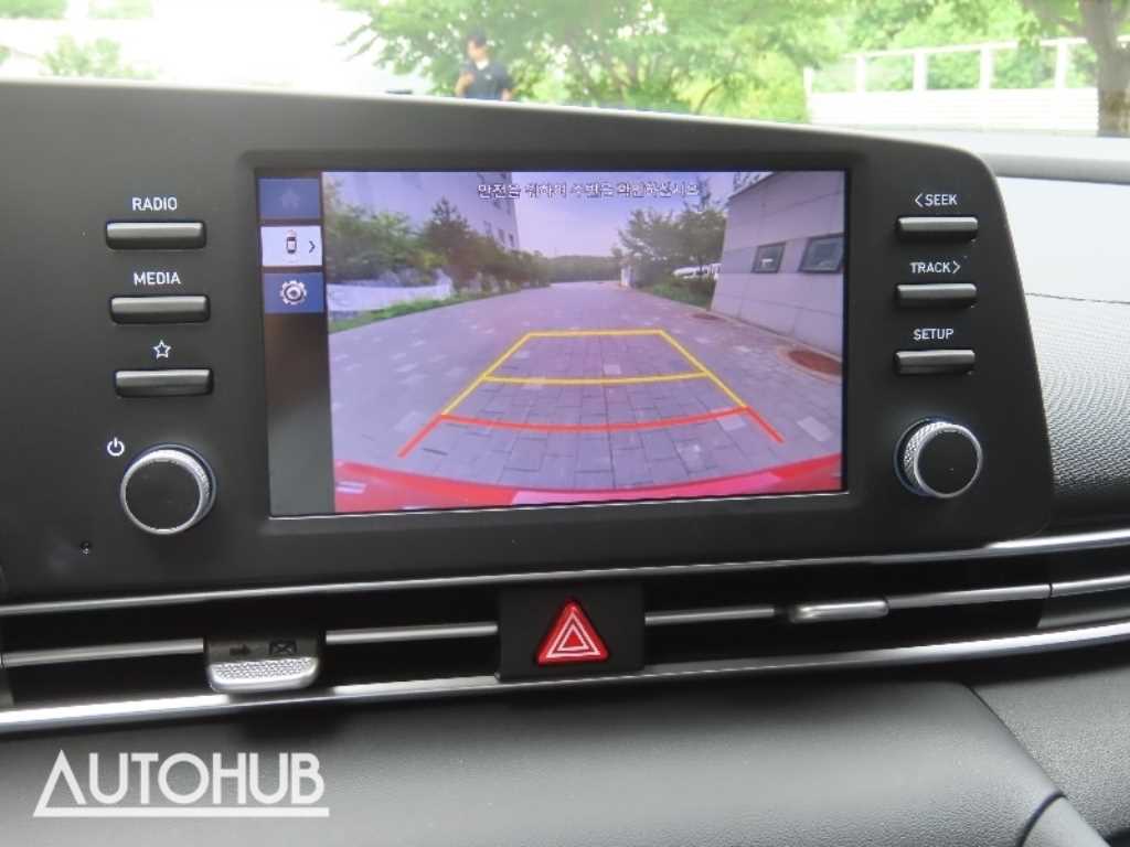 Hyundai AVANTE — photo 10