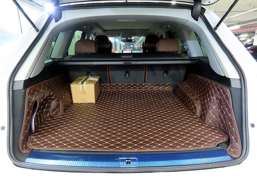 Audi Q7 — photo 17