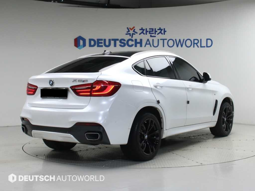 BMW X6 — photo 02