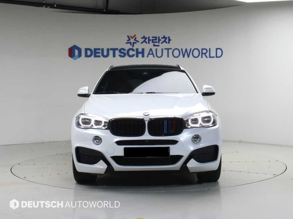 BMW X6 — photo 03