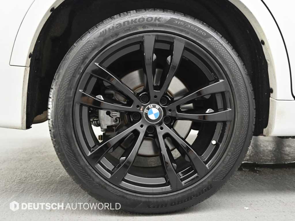 BMW X6 — photo 05