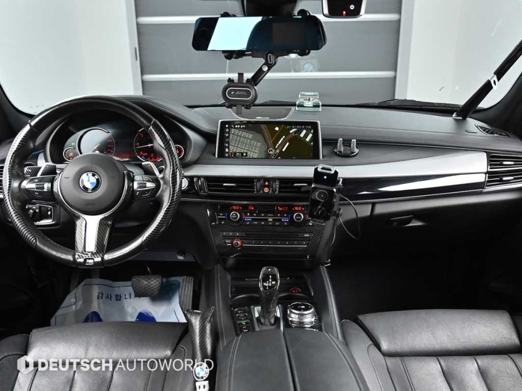 BMW X6 — photo 07