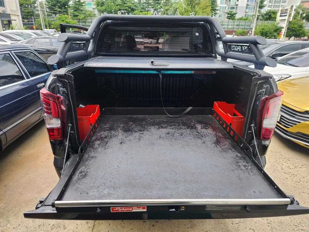 KGM Rexton — photo 05