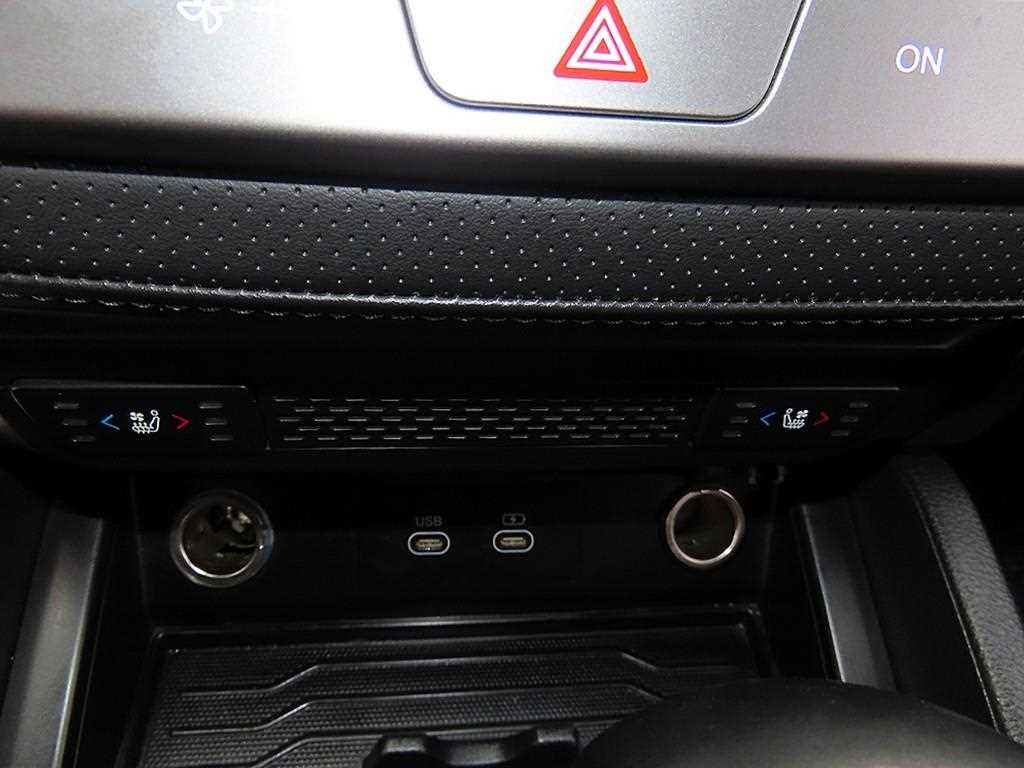 KGM Rexton — photo 12