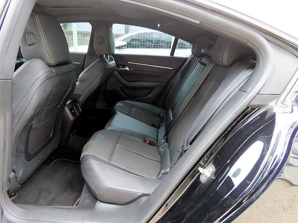 Peugeot 508 — photo 06