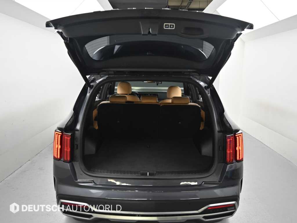Kia Sorento — photo 19