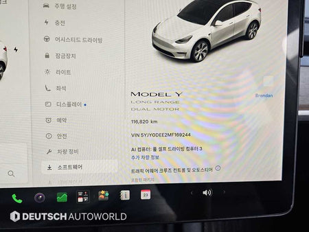 Tesla Model Y — photo 08