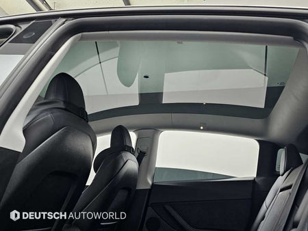 Tesla Model Y — photo 18