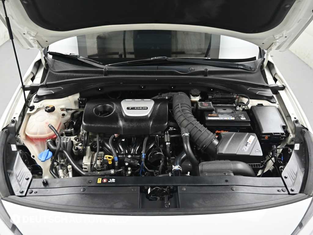 Hyundai i30 — photo 06