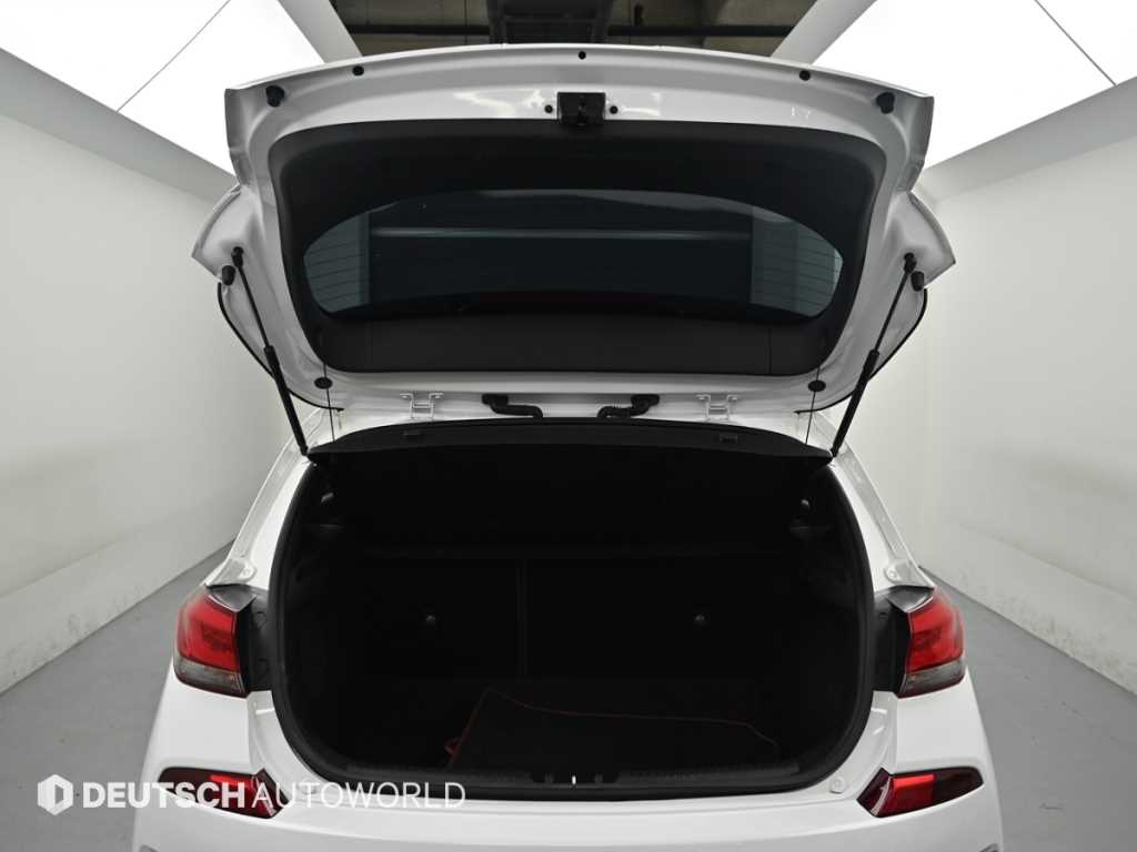 Hyundai i30 — photo 19