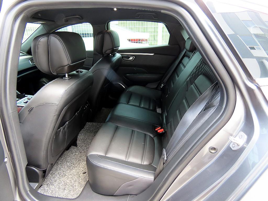 RENAULT SM6 — photo 06
