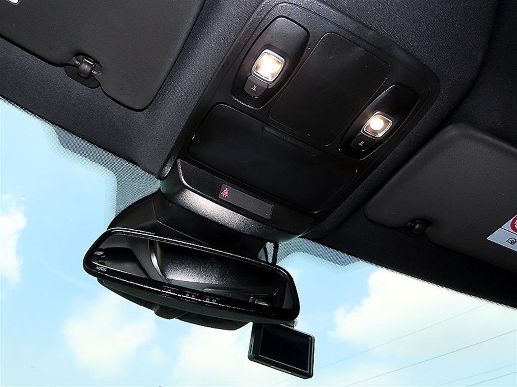 RENAULT SM6 — photo 17