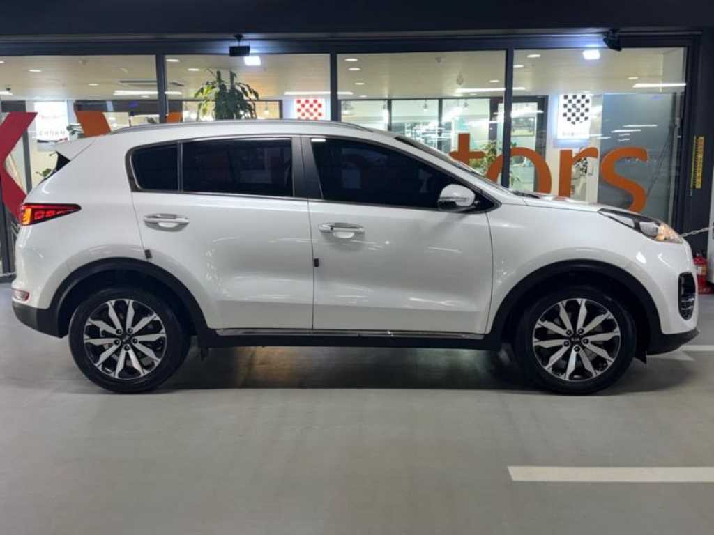 Kia Sportage — photo 03