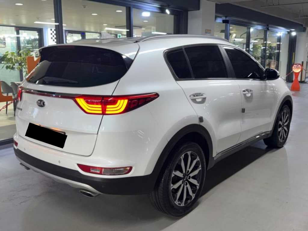 Kia Sportage — photo 04