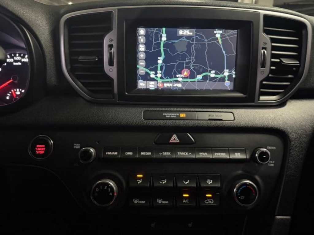 Kia Sportage — photo 10