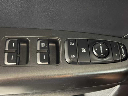 Kia Sportage — photo 17