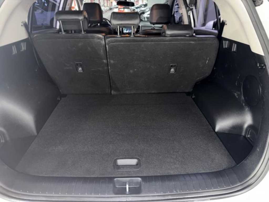 Kia Sportage — photo 18