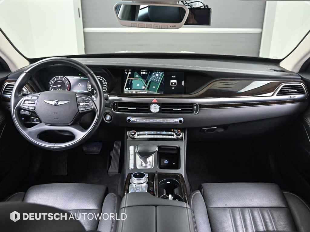Genesis G90 — photo 07