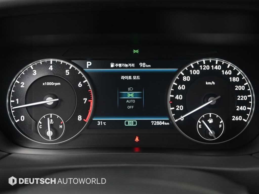 Genesis G90 — photo 08