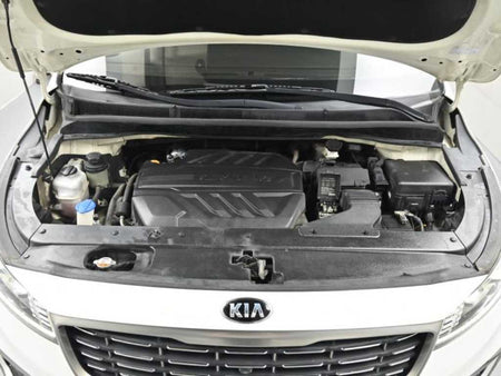Kia Carnival — photo 06
