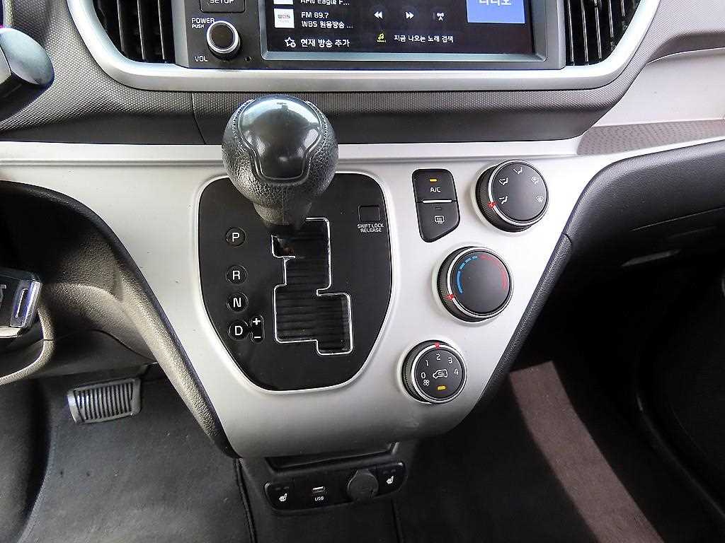 Kia RAY — photo 10