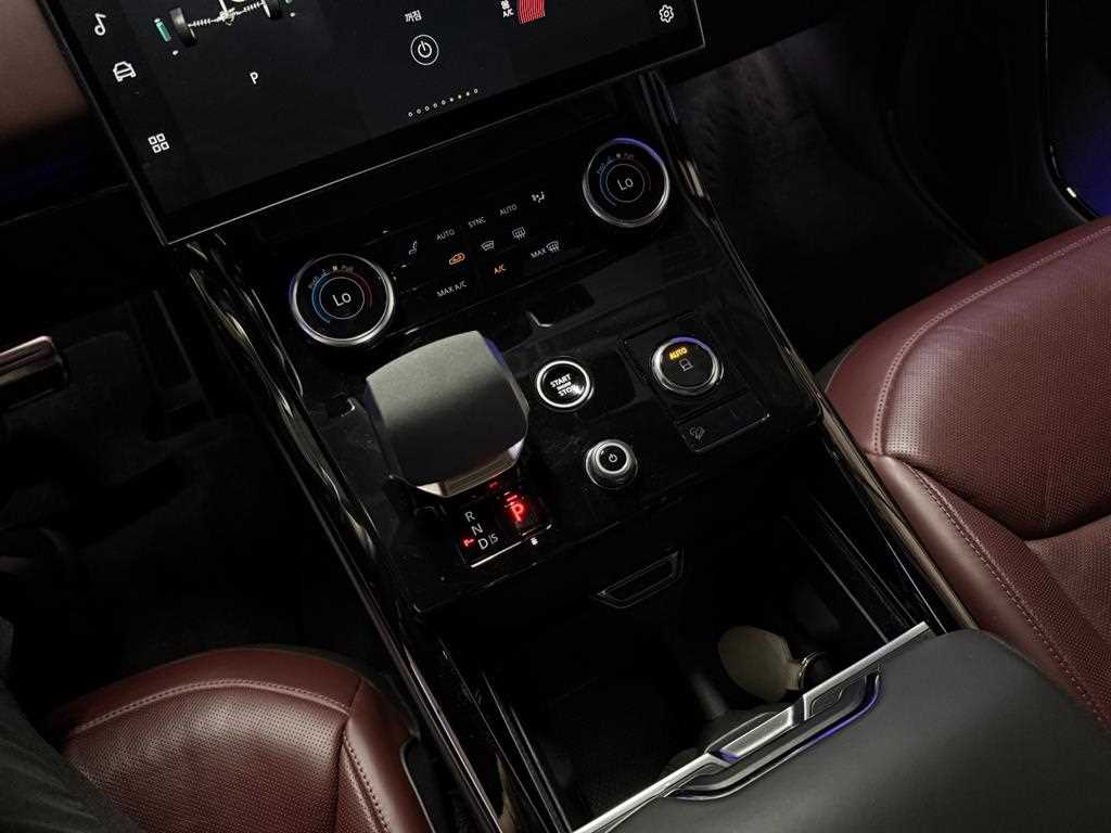 Land Rover Range Rover Sport — photo 15