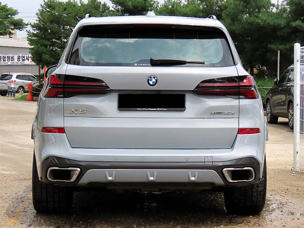 BMW X5 — photo 04