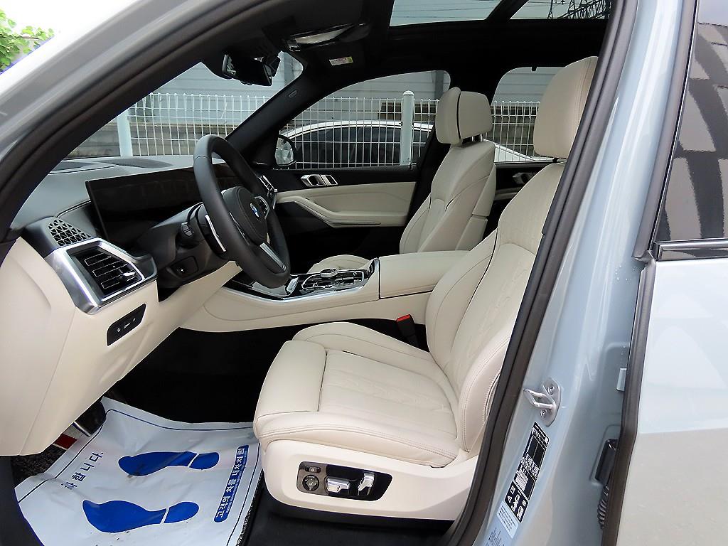 BMW X5 — photo 05