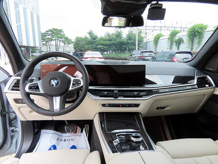 BMW X5 — photo 07