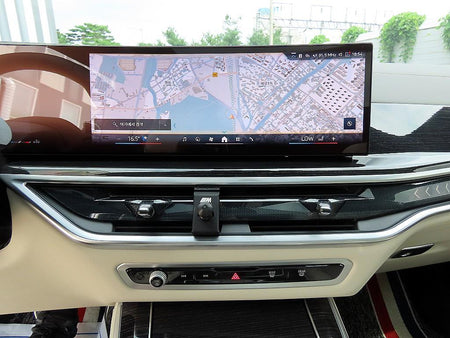 BMW X5 — photo 13