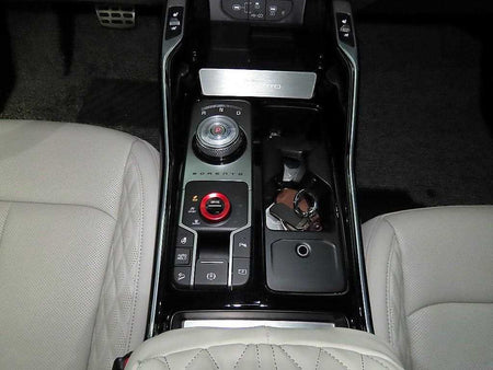 Kia Sorento — photo 12