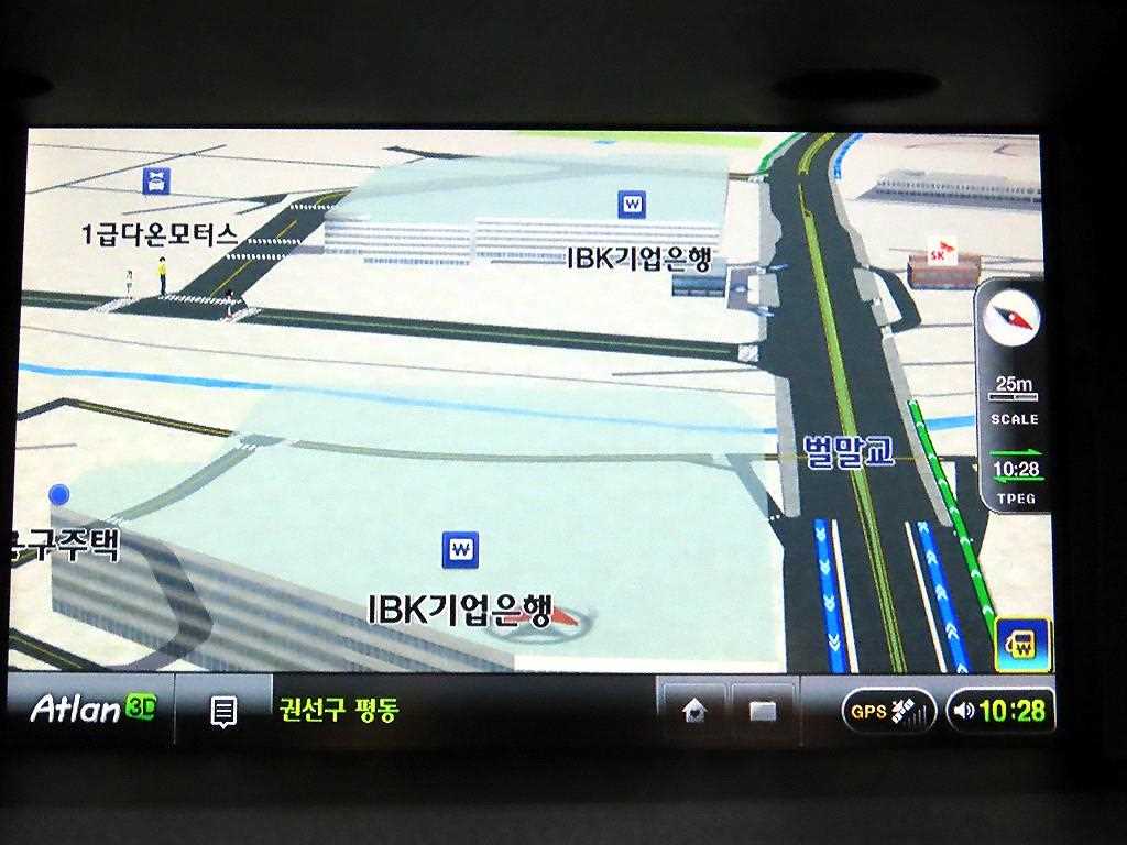 Lexus ES — photo 16