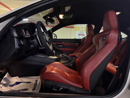 BMW M4 — photo 09