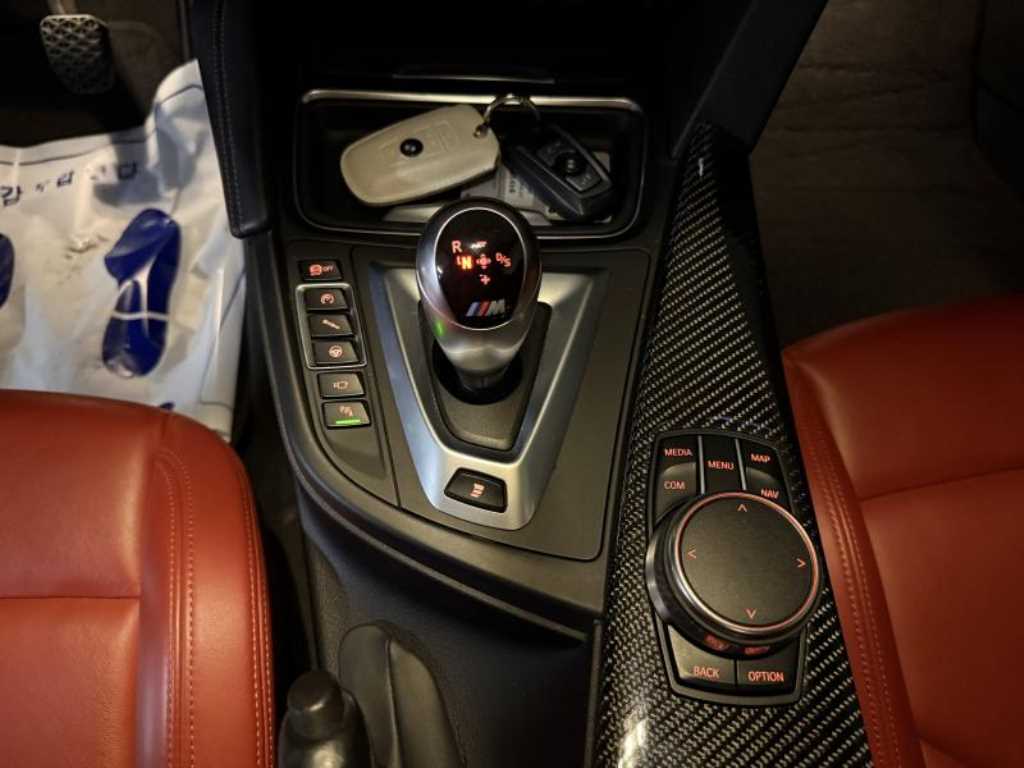 BMW M4 — photo 15