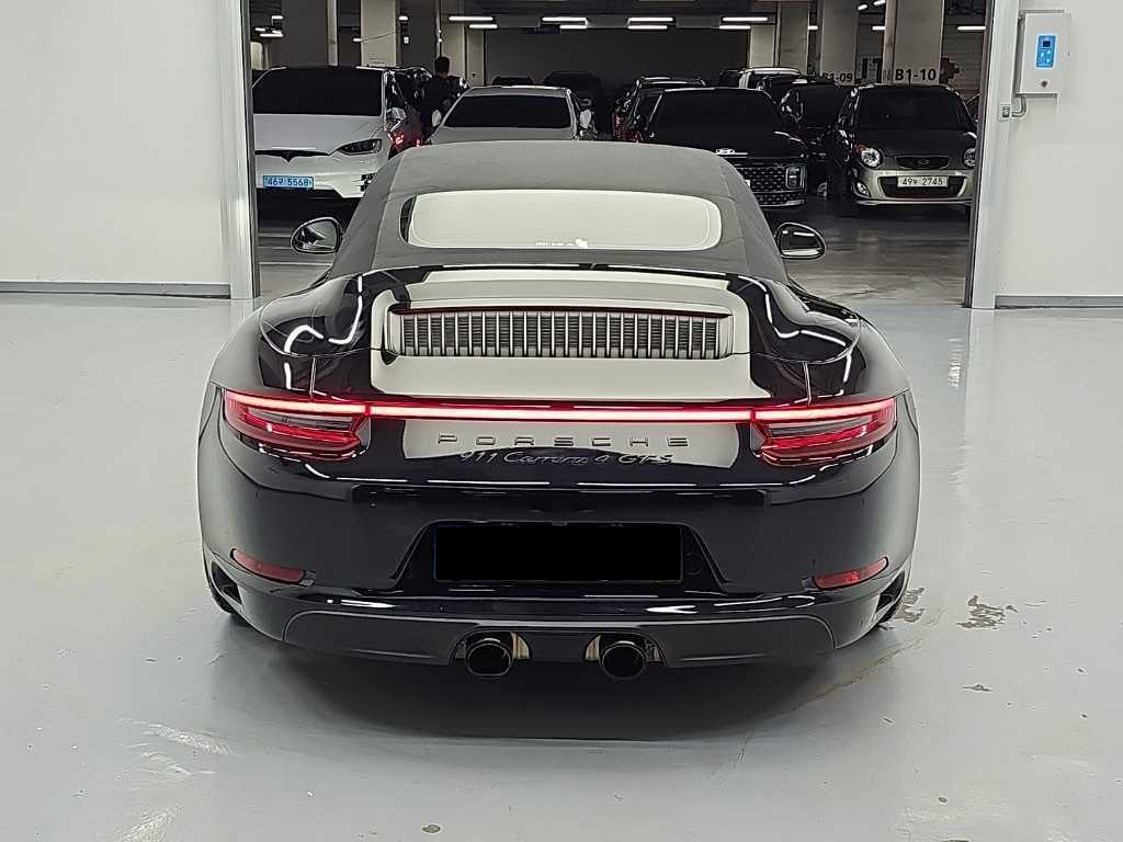 Porsche 911 — photo 03