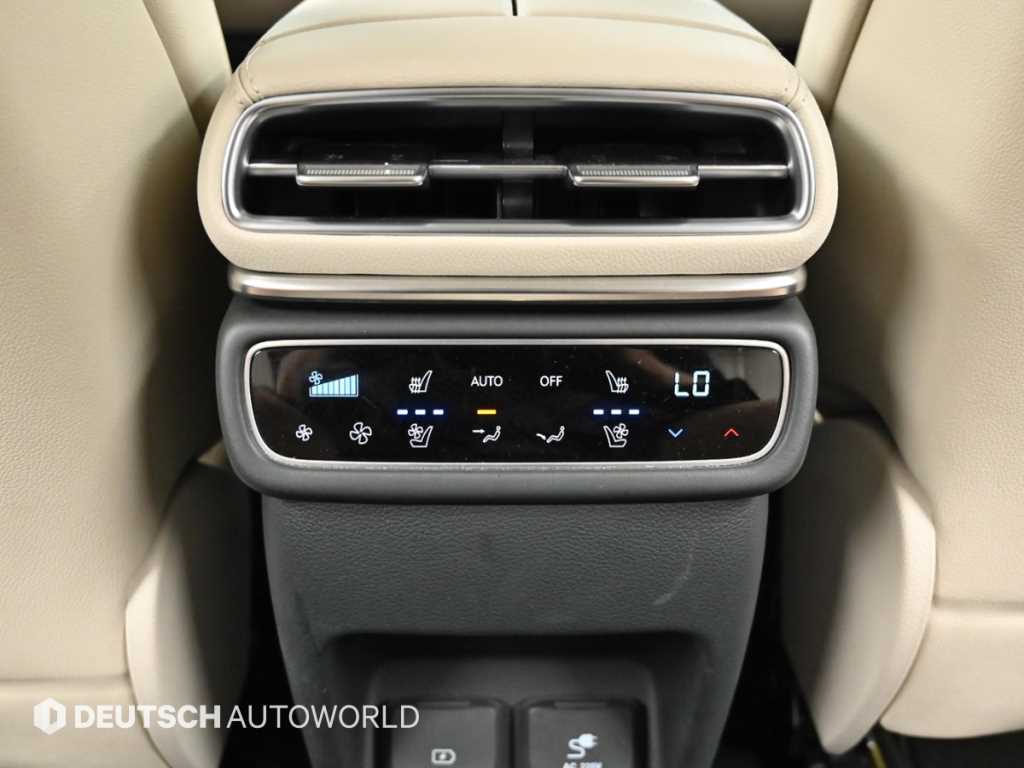 Genesis GV80 — photo 16