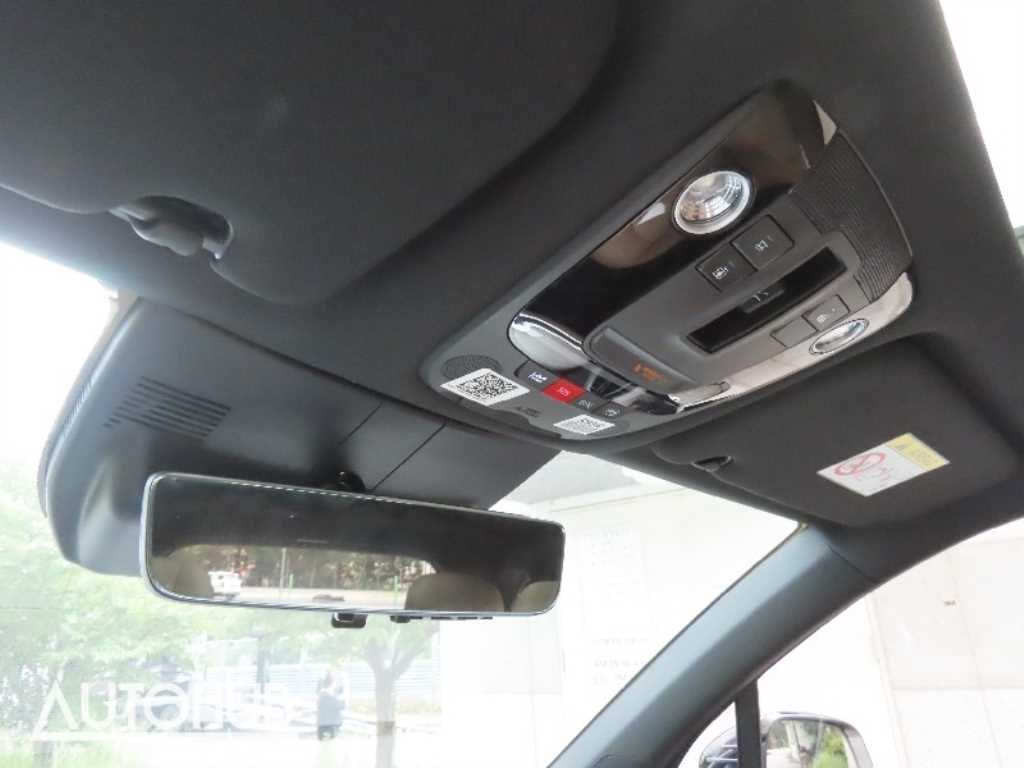Kia Sorento — photo 11