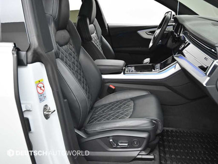 Audi Q8 — photo 10