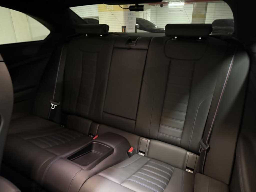 BMW 2-Series — photo 11
