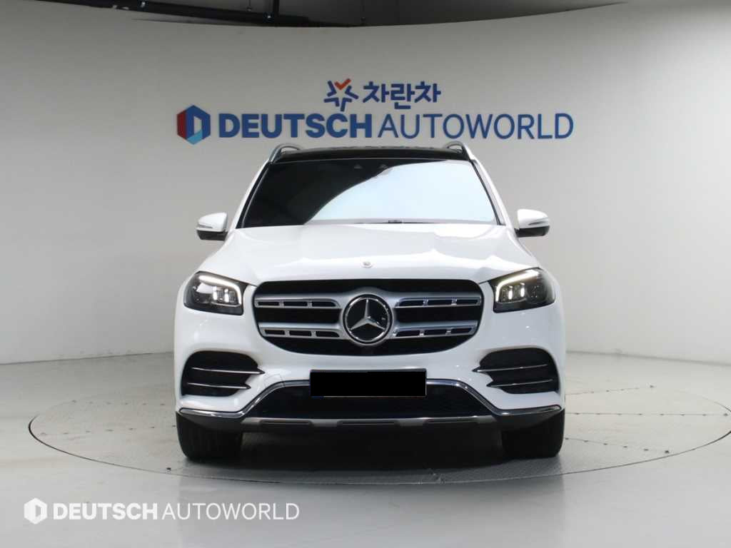 Mercedes-Benz GLS-Class — photo 03