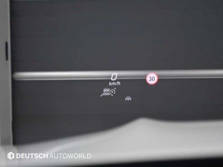 Mercedes-Benz GLS-Class — photo 17