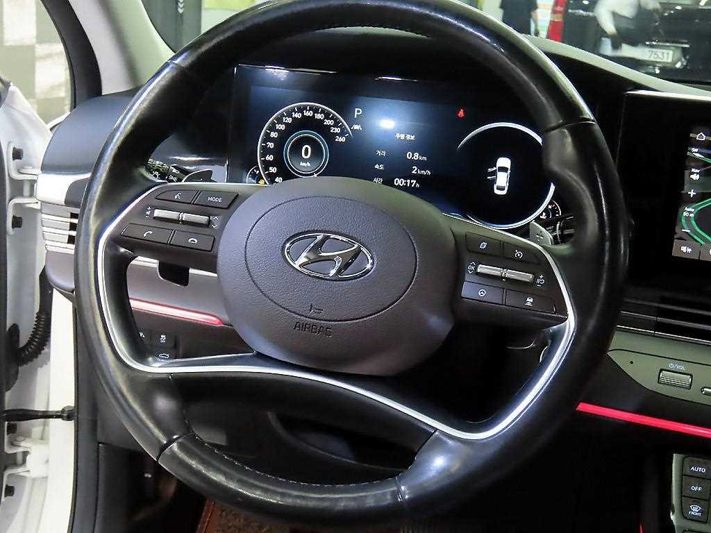 Hyundai Grandeur — photo 08