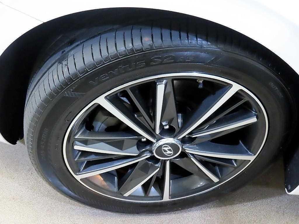 Hyundai Grandeur — photo 20