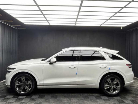 Genesis GV70 — photo 03
