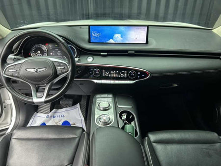 Genesis GV70 — photo 09