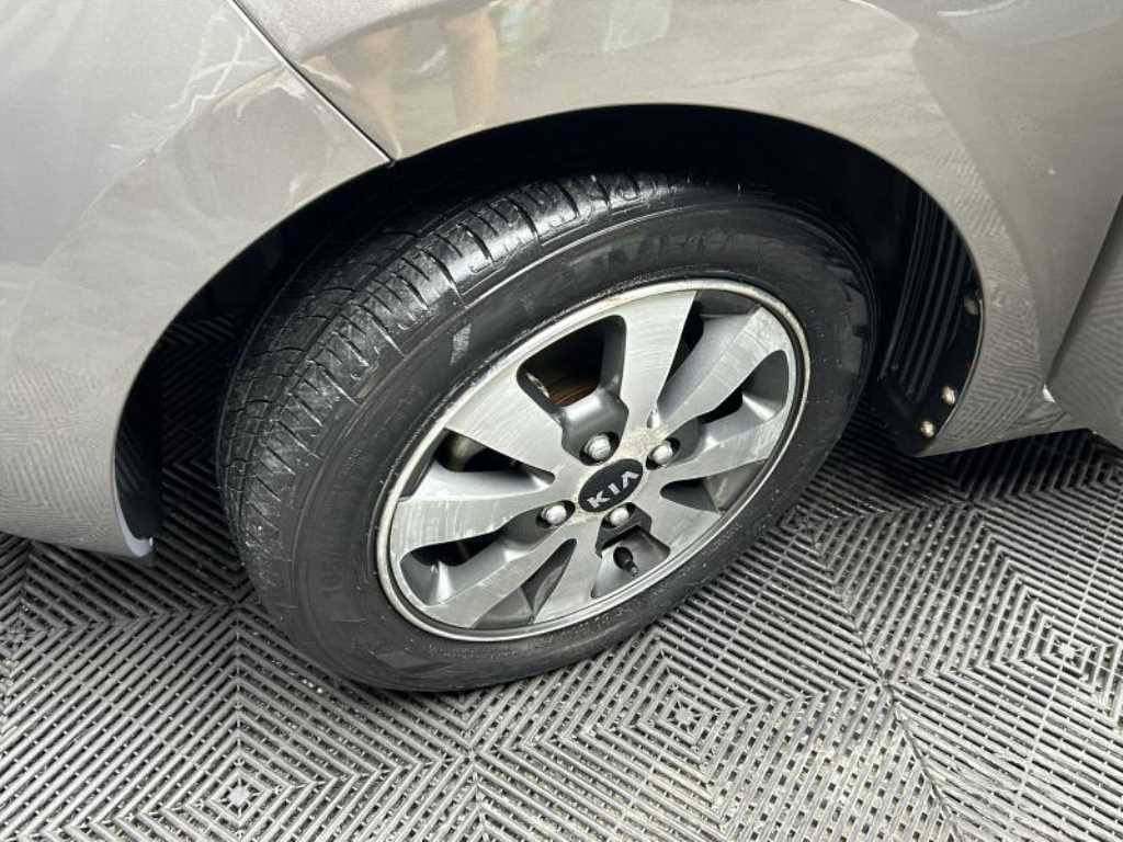 Kia Morning — photo 15