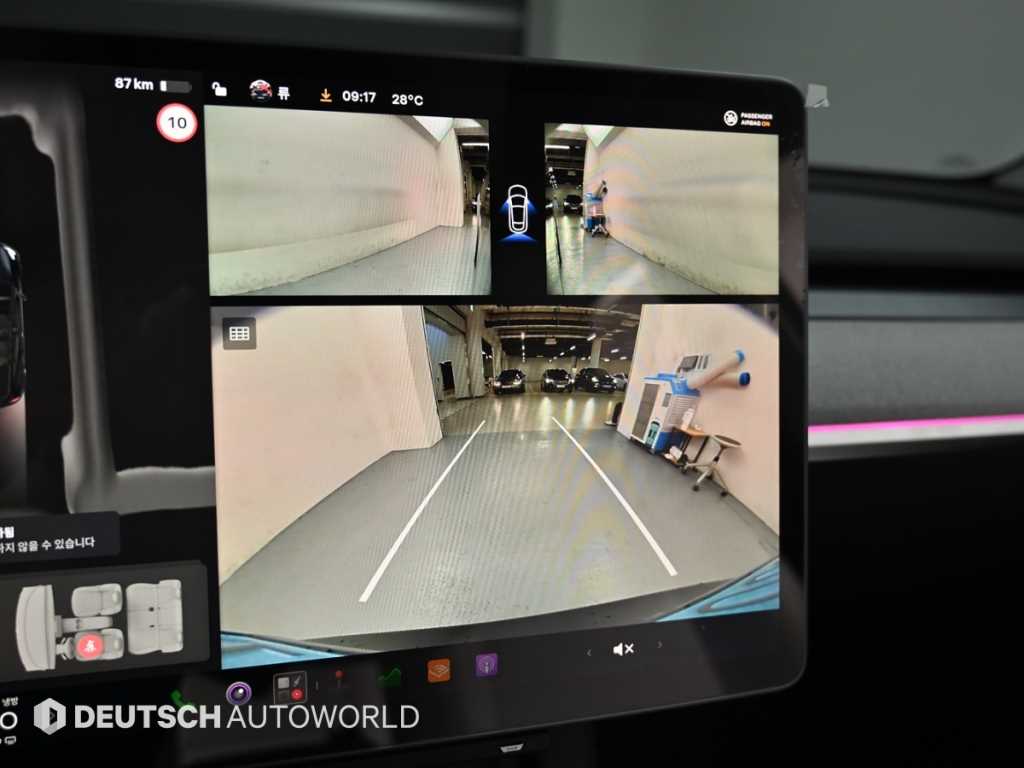 Tesla Model Y — photo 15